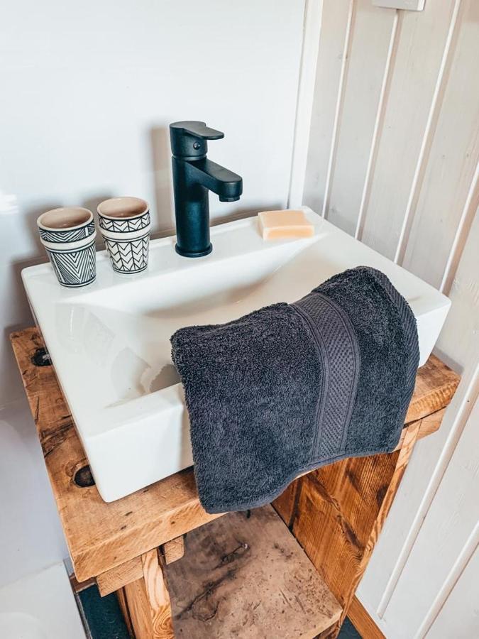 Joly Tiny House Hotel Overijse Exterior foto